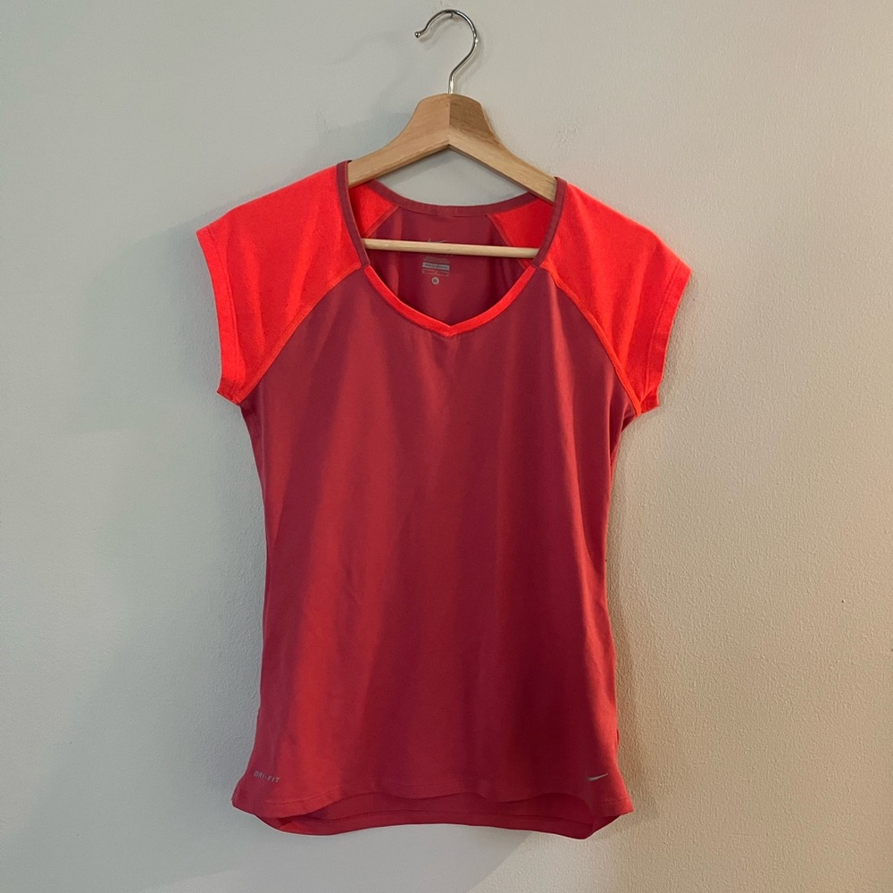 Nike Dri-Fit V-Neck Cinched Running Top